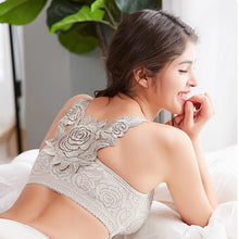 Cargar imagen en el visor de la galería, Women&#39;s Plus Size Lace Wide Straps Wireless Bra Front Closure Push Up Bras
